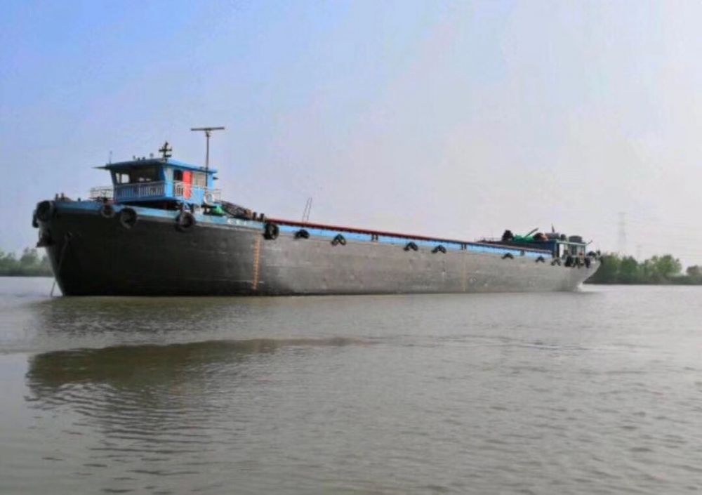  船舶交易网·www.86agency.com 南通运维处货船·散货船船舶交易网 找船,找货网,船舶寄售,船舶求购发布,开具船舶交易发票二手船舶信息1800吨货船货船·散货船船舶交易网 找船,找货网,船舶寄售,船舶求购发布,开具船舶交易发票 