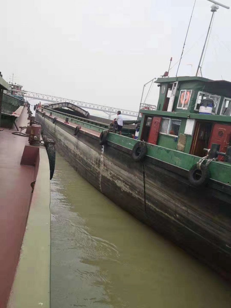  船舶交易网·www.86agency.com 南通运维处货船·散货船船舶交易网 找船,找货网,船舶寄售,船舶求购发布,开具船舶交易发票二手船舶信息2011年68米2180吨货船货船·散货船船舶交易网 找船,找货网,船舶寄售,船舶求购发布,开具船舶交易发票 