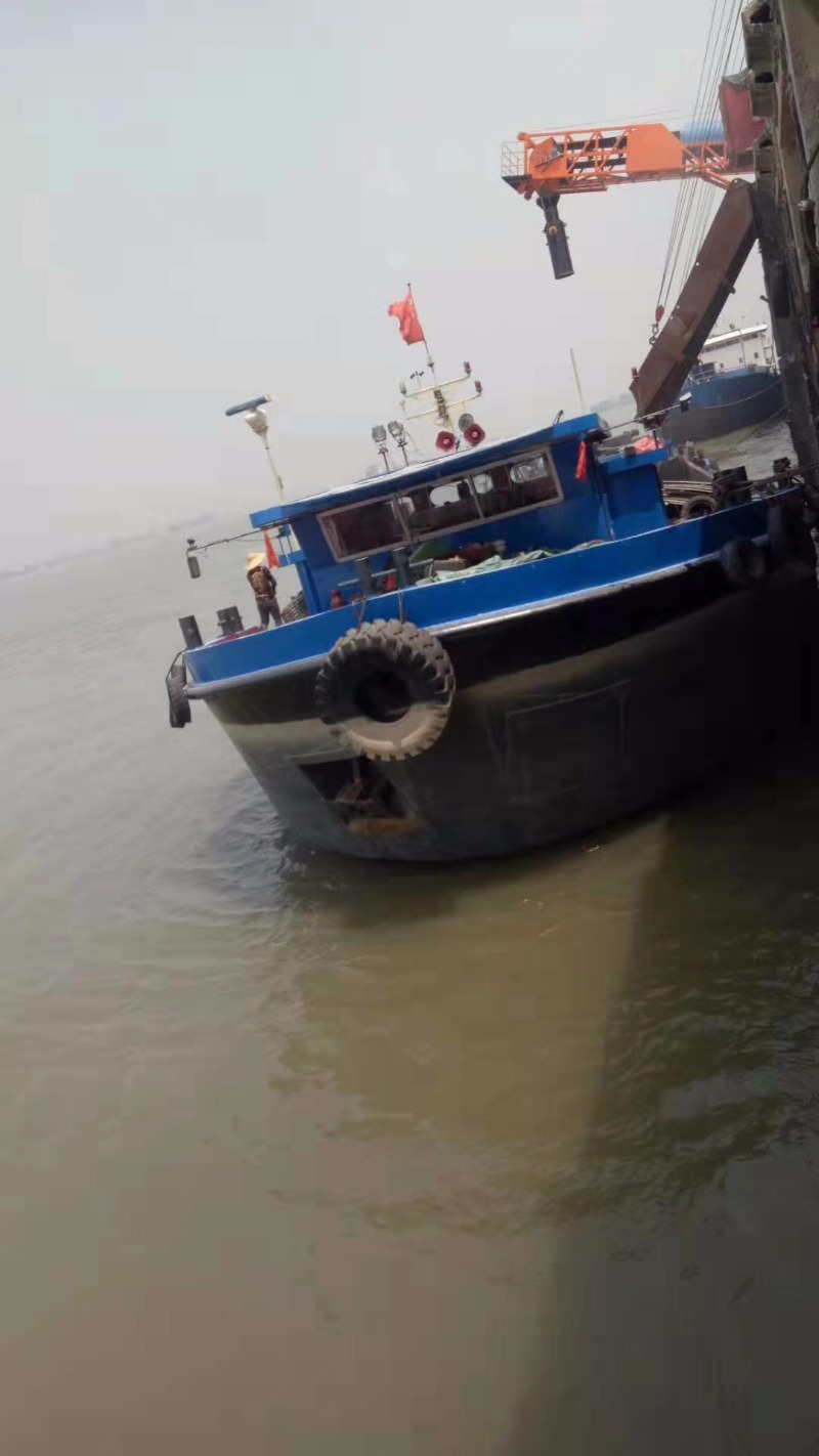  船舶交易网·www.86agency.com 南通运维处货船·散货船船舶交易网 找船,找货网,船舶寄售,船舶求购发布,开具船舶交易发票二手船舶信息2016年53米1500吨货船货船·散货船船舶交易网 找船,找货网,船舶寄售,船舶求购发布,开具船舶交易发票 