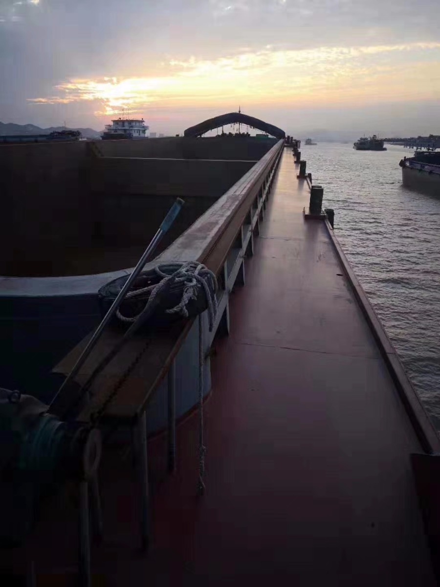  船舶交易网·www.86agency.com 南通运维处货船·散货船船舶交易网 找船,找货网,船舶寄售,船舶求购发布,开具船舶交易发票二手船舶信息2014年99.8米9100吨货船货船·散货船船舶交易网 找船,找货网,船舶寄售,船舶求购发布,开具船舶交易发票 