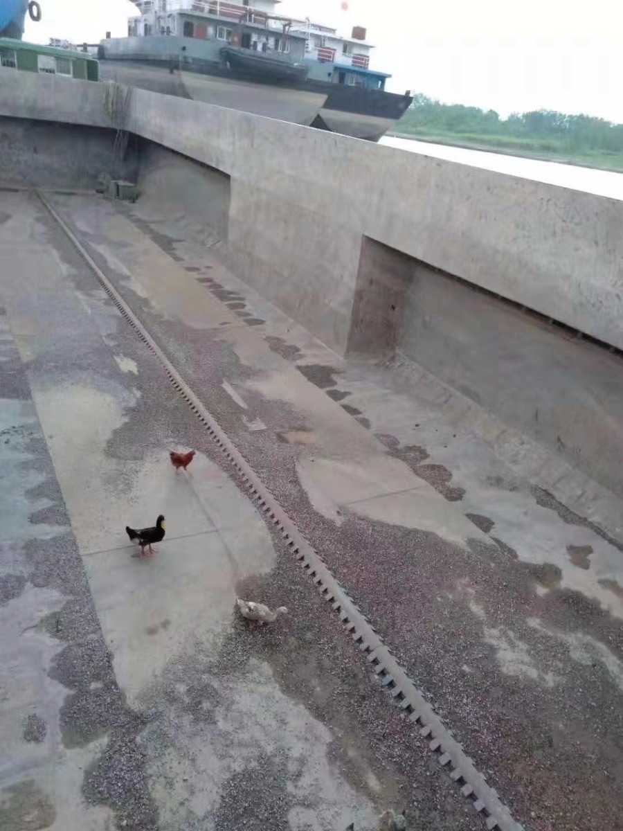  船舶交易网·www.86agency.com 南通运维处货船·散货船船舶交易网 找船,找货网,船舶寄售,船舶求购发布,开具船舶交易发票二手船舶信息2009年44.5米850吨货船货船·散货船船舶交易网 找船,找货网,船舶寄售,船舶求购发布,开具船舶交易发票 