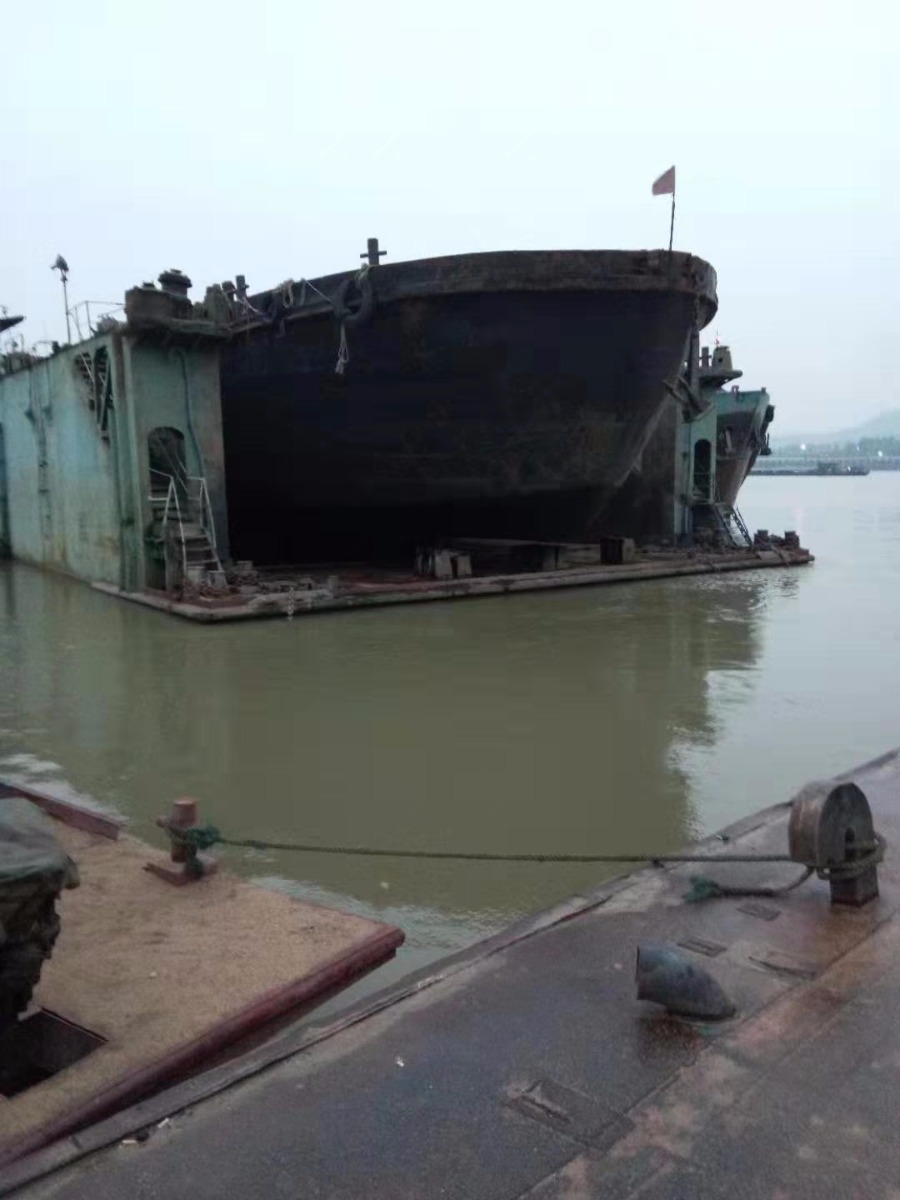  船舶交易网·www.86agency.com 南通运维处货船·散货船船舶交易网 找船,找货网,船舶寄售,船舶求购发布,开具船舶交易发票二手船舶信息2003年70米2747吨货船货船·散货船船舶交易网 找船,找货网,船舶寄售,船舶求购发布,开具船舶交易发票 