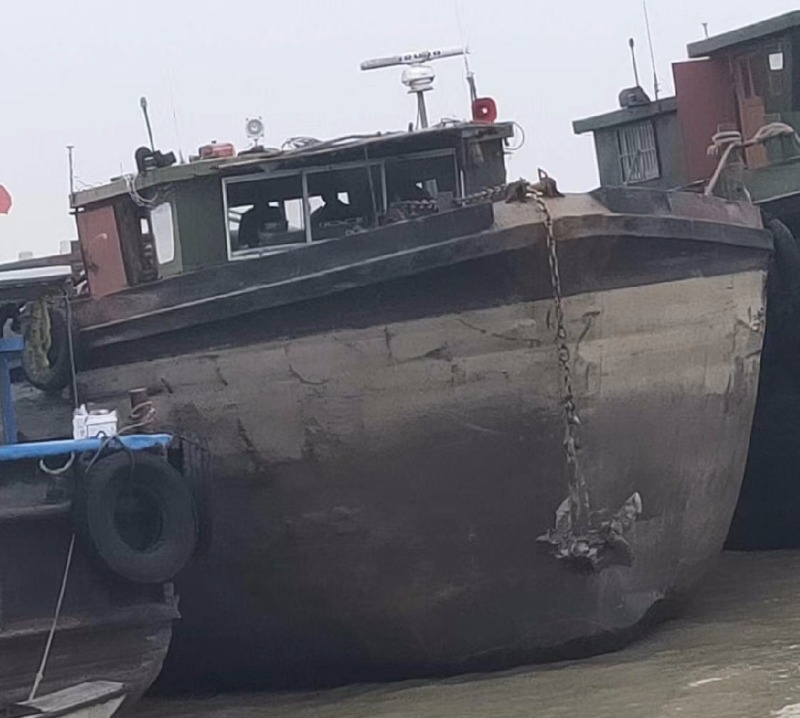  船舶交易网·www.86agency.com 南通运维处货船·散货船船舶交易网 找船,找货网,船舶寄售,船舶求购发布,开具船舶交易发票二手船舶信息2005年56米1303吨货船货船·散货船船舶交易网 找船,找货网,船舶寄售,船舶求购发布,开具船舶交易发票 