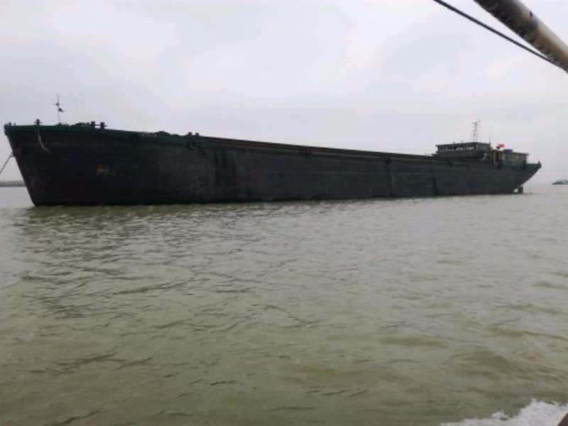  船舶交易网·www.86agency.com 南通运维处货船·散货船船舶交易网 找船,找货网,船舶寄售,船舶求购发布,开具船舶交易发票二手船舶信息2011年81.5米4330吨货船货船·散货船船舶交易网 找船,找货网,船舶寄售,船舶求购发布,开具船舶交易发票 