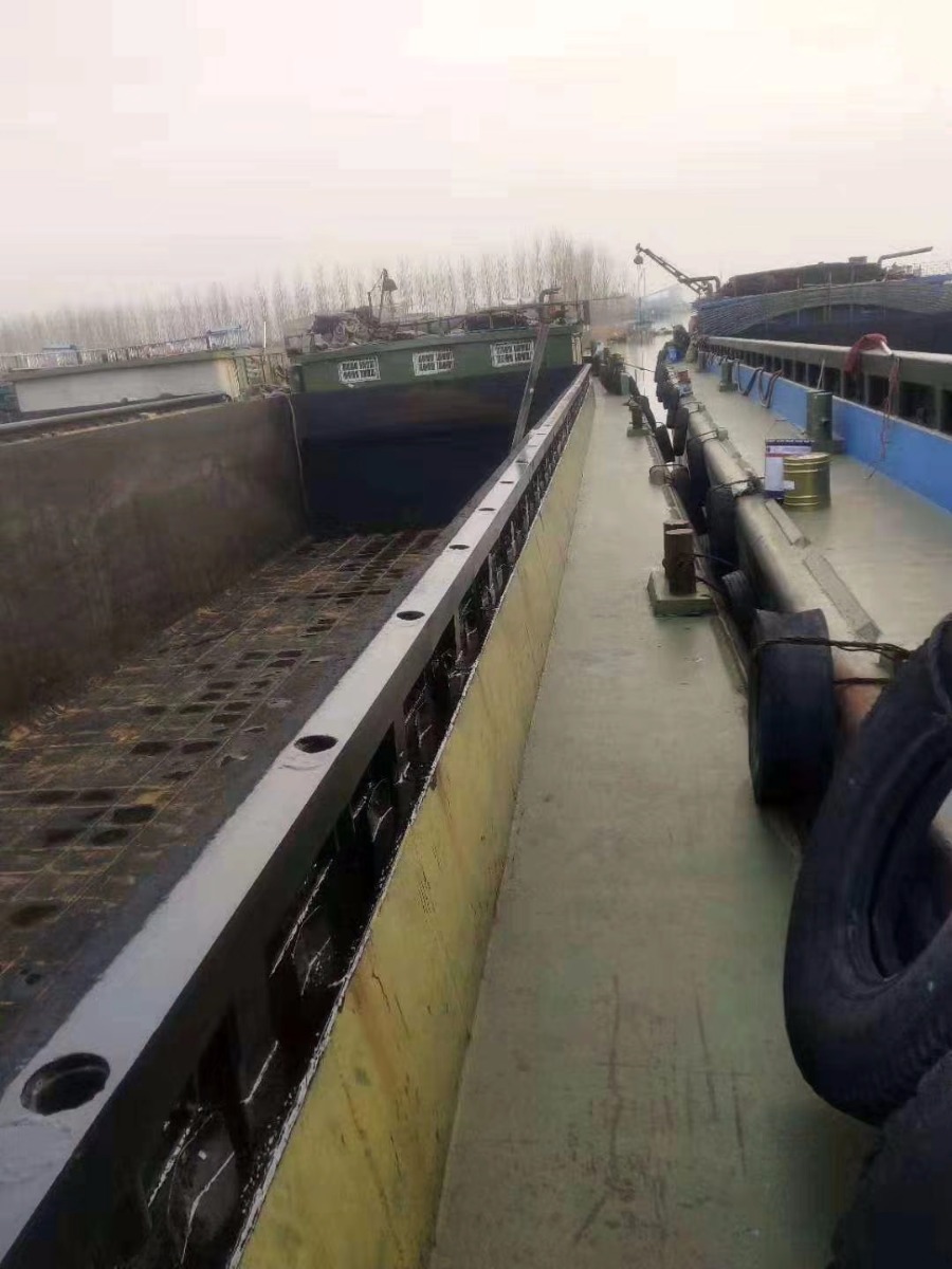  船舶交易网·www.86agency.com 南通运维处货船·散货船船舶交易网 找船,找货网,船舶寄售,船舶求购发布,开具船舶交易发票二手船舶信息2006年51.2米1316吨货船货船·散货船船舶交易网 找船,找货网,船舶寄售,船舶求购发布,开具船舶交易发票 