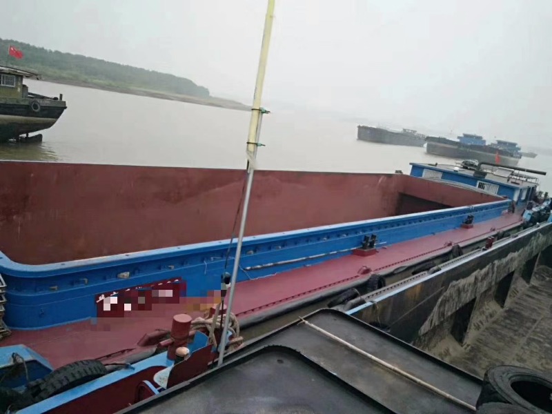  船舶交易网·www.86agency.com 南通运维处货船·散货船船舶交易网 找船,找货网,船舶寄售,船舶求购发布,开具船舶交易发票二手船舶信息2012年49.8米1238吨货船货船·散货船船舶交易网 找船,找货网,船舶寄售,船舶求购发布,开具船舶交易发票 