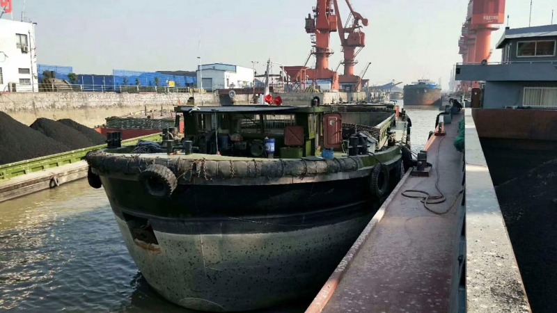  船舶交易网·www.86agency.com 南通运维处货船·散货船船舶交易网 找船,找货网,船舶寄售,船舶求购发布,开具船舶交易发票二手船舶信息2013年49.9米1217吨货船货船·散货船船舶交易网 找船,找货网,船舶寄售,船舶求购发布,开具船舶交易发票 