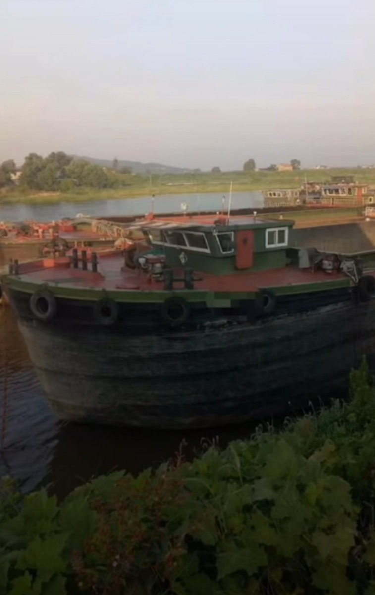  船舶交易网·www.86agency.com 南通运维处货船·散货船船舶交易网 找船,找货网,船舶寄售,船舶求购发布,开具船舶交易发票二手船舶信息2011年52.38米1393吨货船货船·散货船船舶交易网 找船,找货网,船舶寄售,船舶求购发布,开具船舶交易发票 