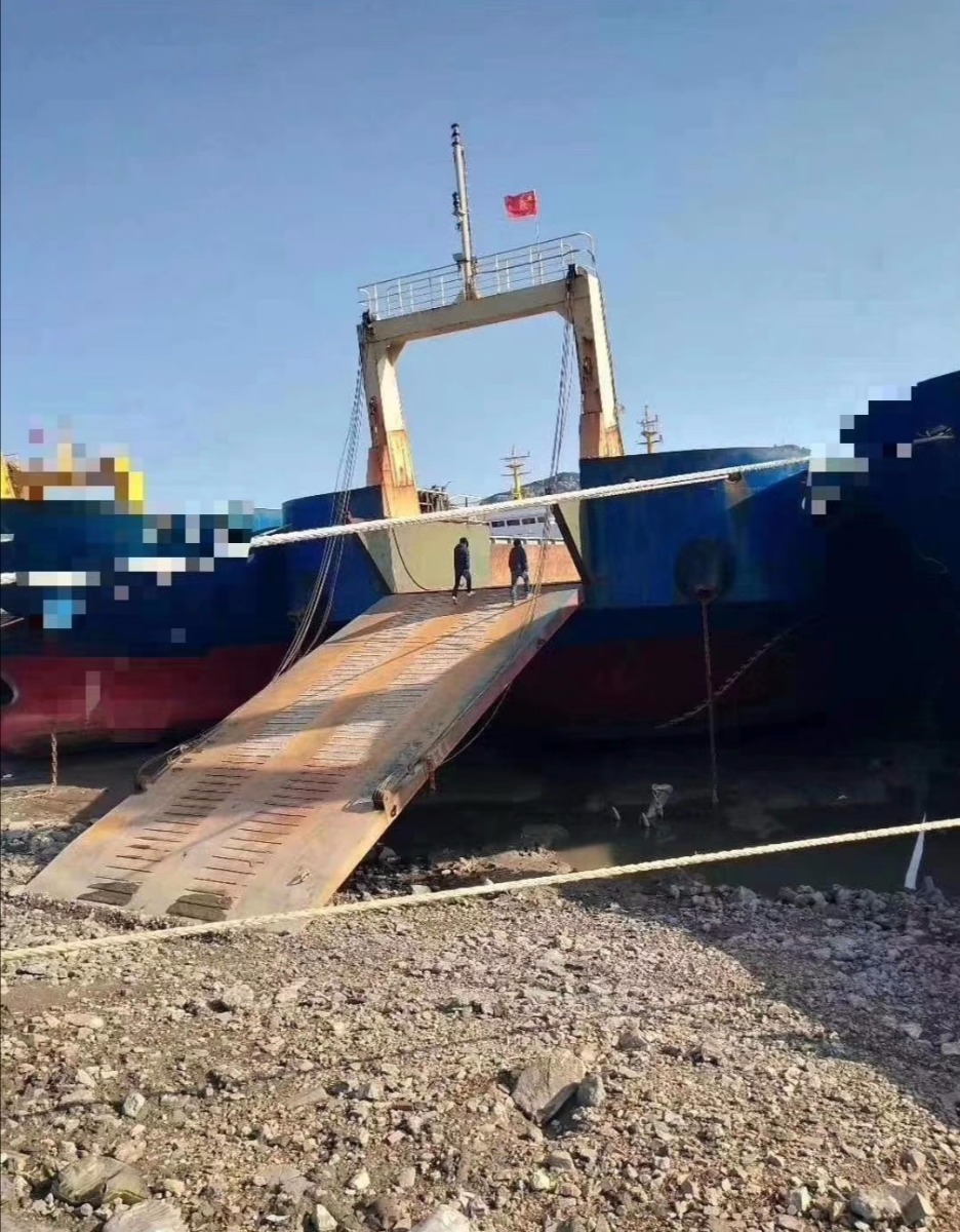  船舶交易网·www.86agency.com 南通运维处甲板驳船·浮动码头·码头驳船·驳船船舶交易网 找船,找货网,船舶寄售,船舶求购发布,开具船舶交易发票二手船舶信息2018年83.9米4262吨甲板驳船甲板驳船·浮动码头·码头驳船·驳船船舶交易网 找船,找货网,船舶寄售,船舶求购发布,开具船舶交易发票 