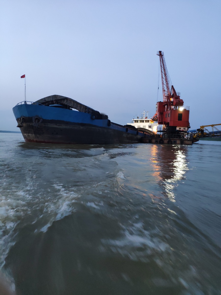  船舶交易网·www.86agency.com 南通运维处货船·散货船船舶交易网 找船,找货网,船舶寄售,船舶求购发布,开具船舶交易发票二手船舶信息2012年80米3561吨J2货船货船·散货船船舶交易网 找船,找货网,船舶寄售,船舶求购发布,开具船舶交易发票 