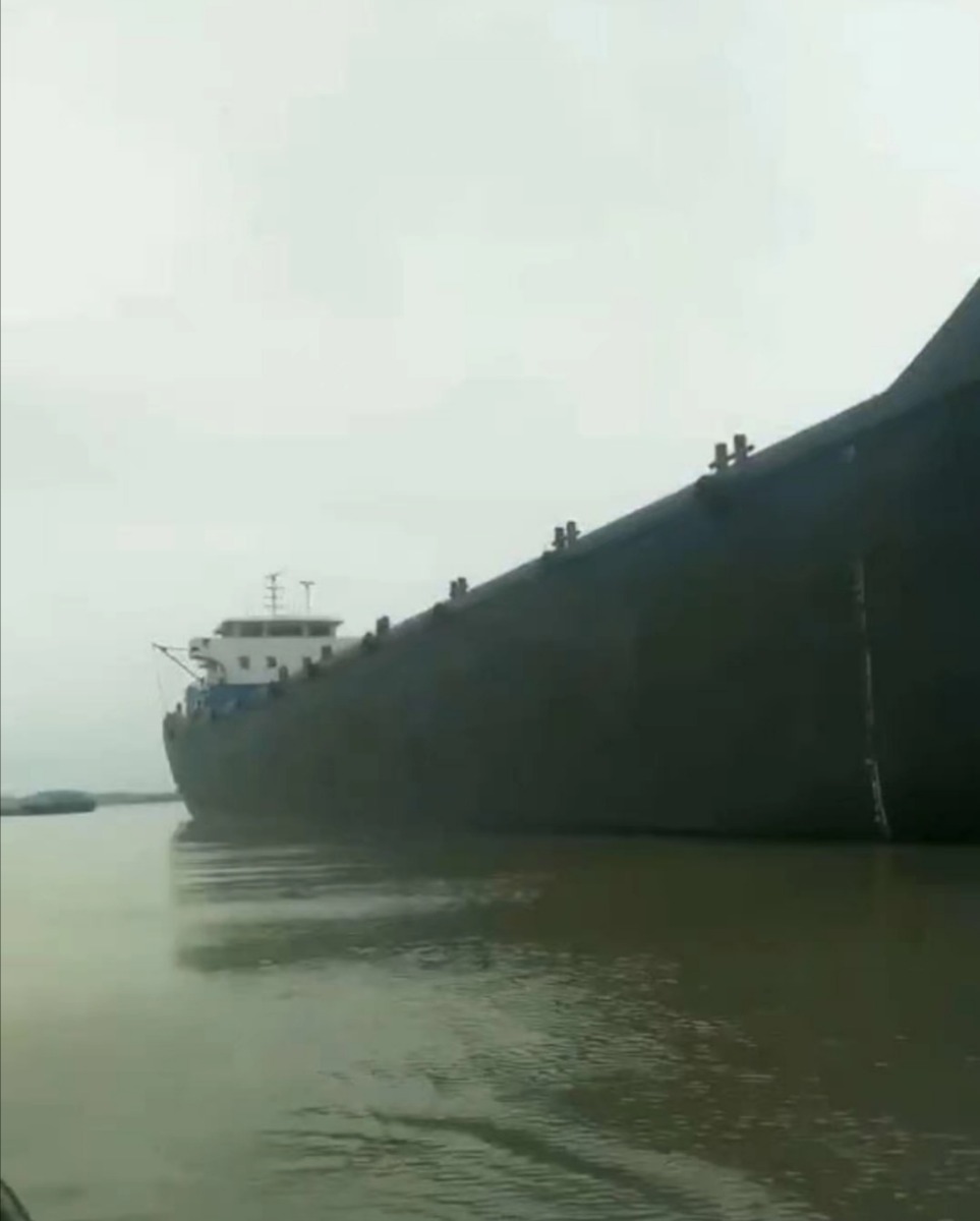  船舶交易网·www.86agency.com 南通运维处货船·散货船船舶交易网 找船,找货网,船舶寄售,船舶求购发布,开具船舶交易发票二手船舶信息2009年107.3米9974吨货船货船·散货船船舶交易网 找船,找货网,船舶寄售,船舶求购发布,开具船舶交易发票 