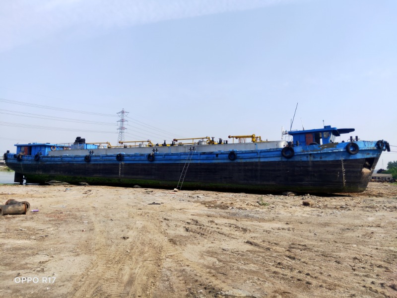  船舶交易网·www.86agency.com 南通运维处油船船舶交易网 找船,找货网,船舶寄售,船舶求购发布,开具船舶交易发票二手船舶信息一级双壳双底内河720吨油船油船船舶交易网 找船,找货网,船舶寄售,船舶求购发布,开具船舶交易发票 