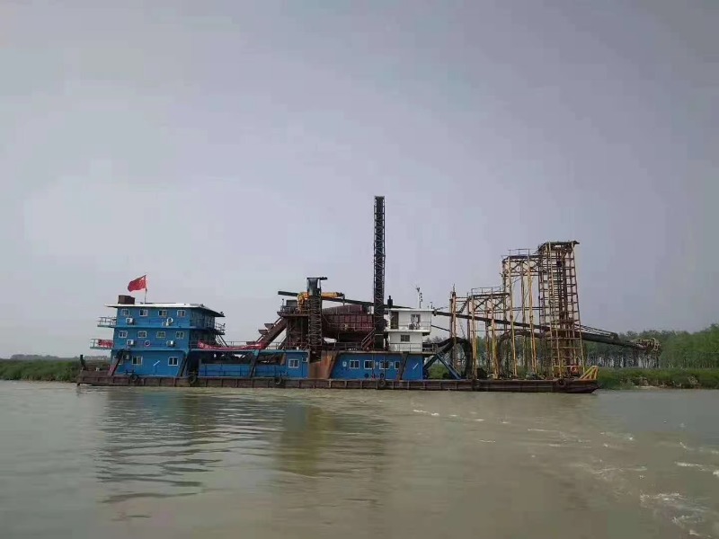  船舶交易网·www.86agency.com 南通运维处自卸皮带沙船船舶交易网 找船,找货网,船舶寄售,船舶求购发布,开具船舶交易发票二手船舶信息2014年每小时2000方采沙船自卸皮带沙船船舶交易网 找船,找货网,船舶寄售,船舶求购发布,开具船舶交易发票 