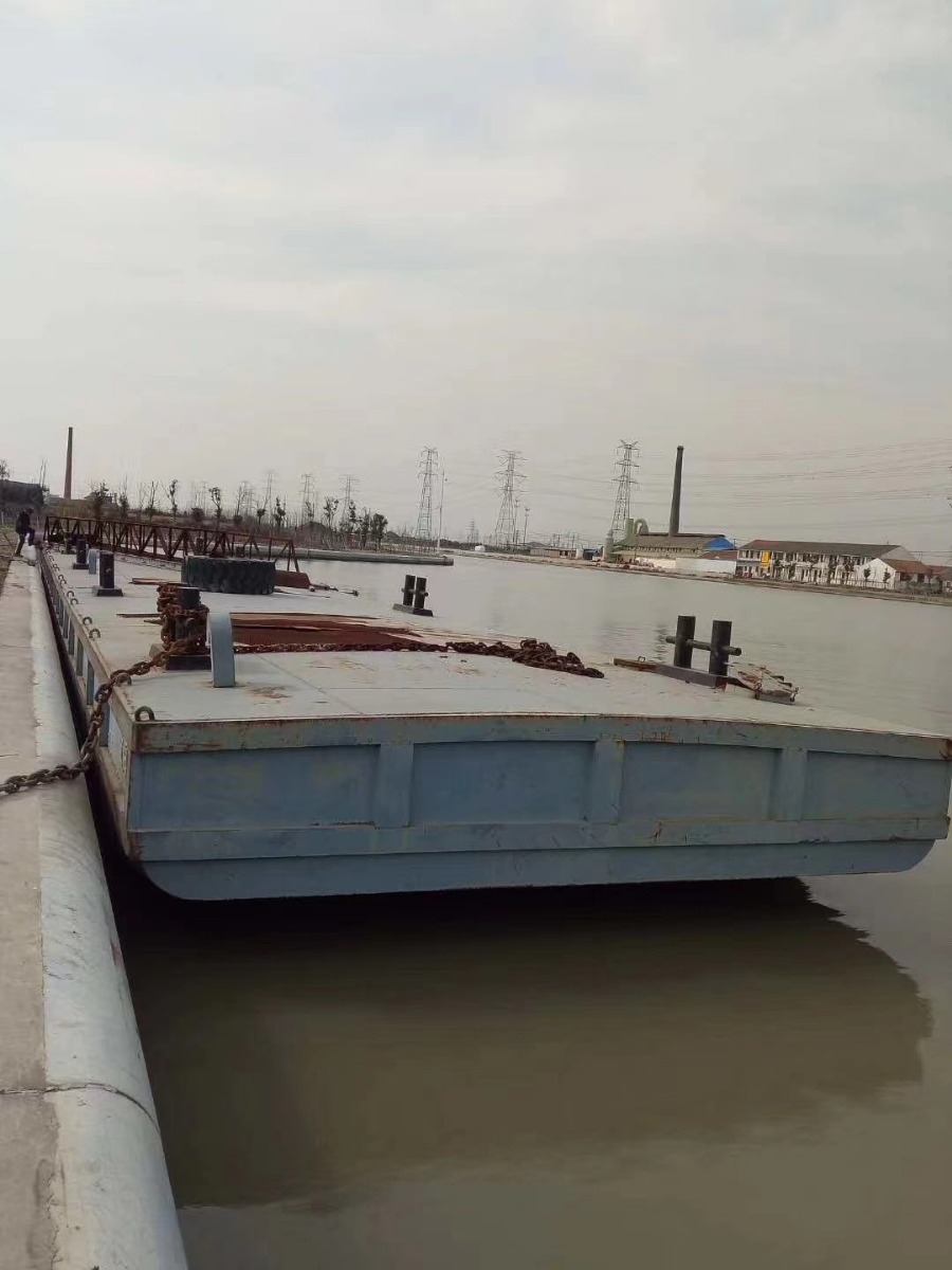  船舶交易网·www.86agency.com 南通运维处甲板驳船·浮动码头·码头驳船·驳船船舶交易网 找船,找货网,船舶寄售,船舶求购发布,开具船舶交易发票二手船舶信息2013年37米囤船甲板驳船·浮动码头·码头驳船·驳船船舶交易网 找船,找货网,船舶寄售,船舶求购发布,开具船舶交易发票 