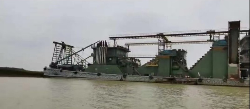  船舶交易网·www.86agency.com 南通运维处自卸皮带沙船船舶交易网 找船,找货网,船舶寄售,船舶求购发布,开具船舶交易发票二手船舶信息2015年91.8米5613吨挖沙船自卸皮带沙船船舶交易网 找船,找货网,船舶寄售,船舶求购发布,开具船舶交易发票 