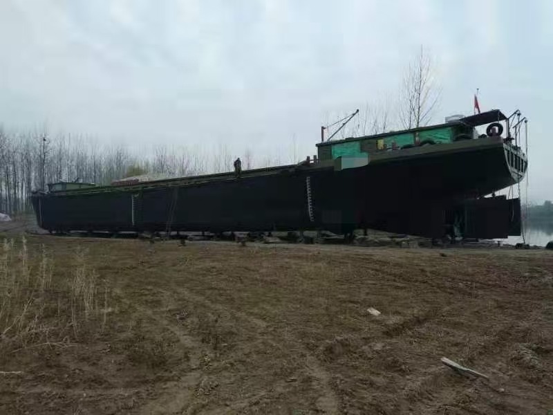  船舶交易网·www.86agency.com 南通运维处货船·散货船船舶交易网 找船,找货网,船舶寄售,船舶求购发布,开具船舶交易发票二手船舶信息2015年59.8米1835吨货船货船·散货船船舶交易网 找船,找货网,船舶寄售,船舶求购发布,开具船舶交易发票 