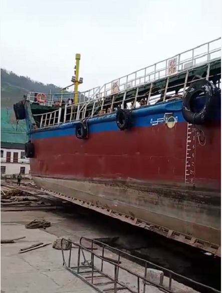  船舶交易网·www.86agency.com 南通运维处油船船舶交易网 找船,找货网,船舶寄售,船舶求购发布,开具船舶交易发票二手船舶信息2008年43.88米735吨油船油船船舶交易网 找船,找货网,船舶寄售,船舶求购发布,开具船舶交易发票 