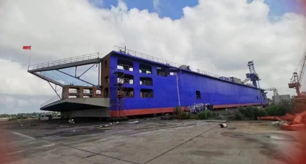  船舶交易网·www.86agency.com 南通运维处船坞船舶交易网 找船,找货网,船舶寄售,船舶求购发布,开具船舶交易发票二手船舶信息2022年造内宽30米CCS船坞 5000吨举力船坞船舶交易网 找船,找货网,船舶寄售,船舶求购发布,开具船舶交易发票 